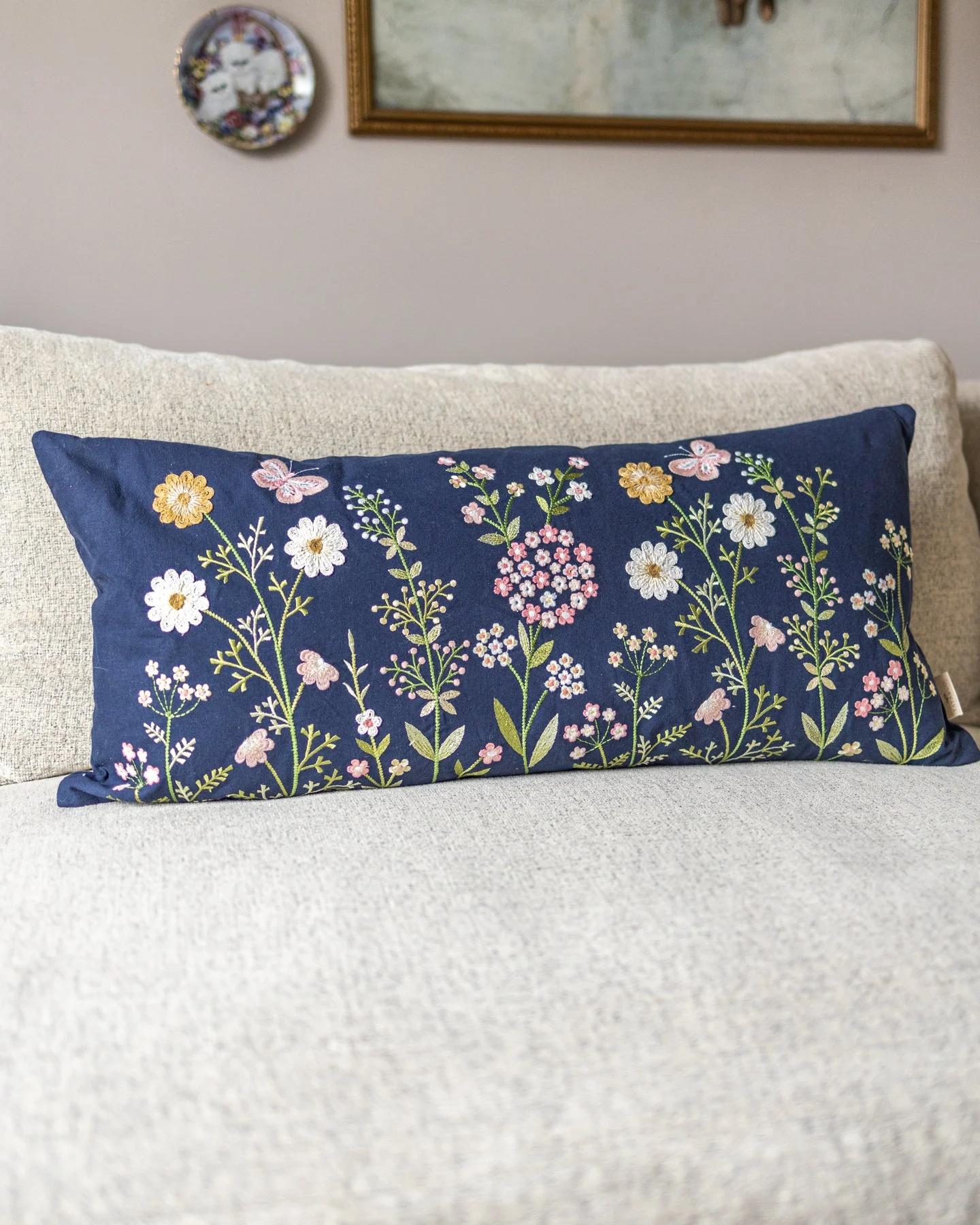 Gardenia Handmade Organic Cotton Lumbar Pillow - Image 2