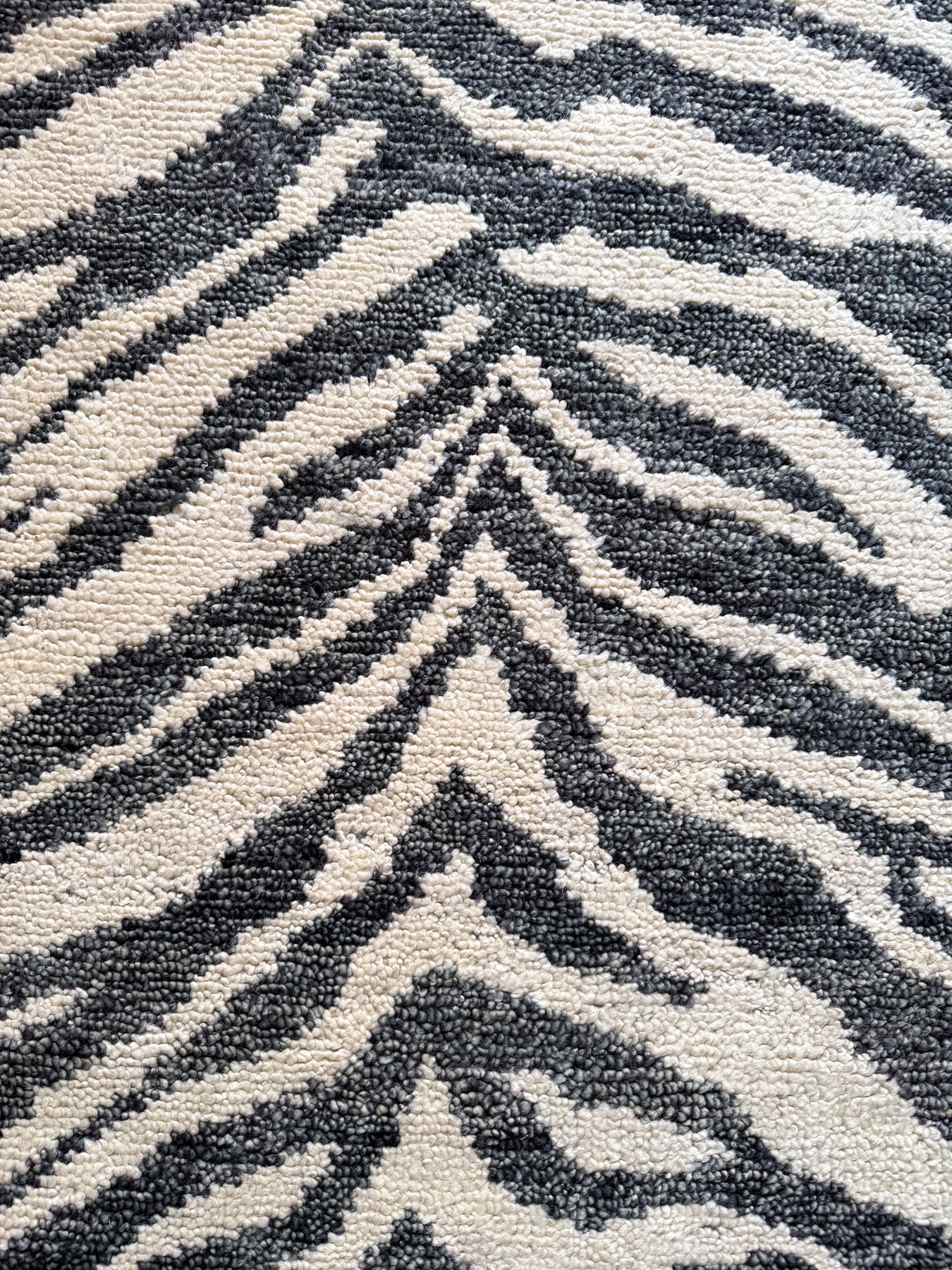 Zebra Organic Wool Handknotted Rug - Image 3